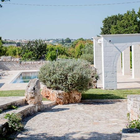 Trullo Cinquenoci Suite Locorotondo Exterior photo